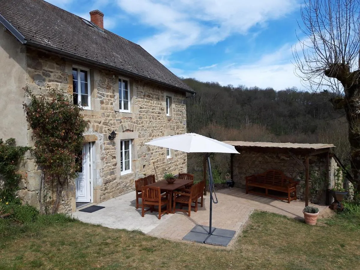 Gite 'Le Bonheur' Saint-Gervais-d'Auvergne 0*,  France